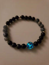 Load image into Gallery viewer, Globe Trotter - Stretch Bracelet